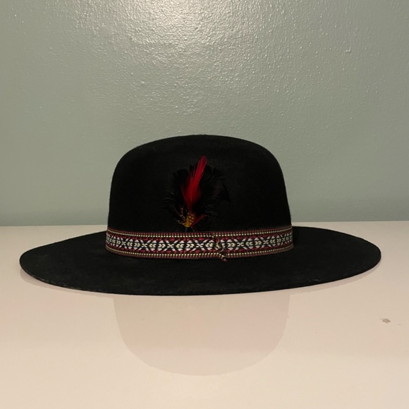 Indian Joe WPL4384 Unisex Wool Felt Dome Hat w/ Feather & Geometric Band Size XL